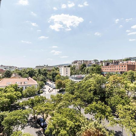 Corvinus Smart Apartment With Beautiful View Budapest Bagian luar foto